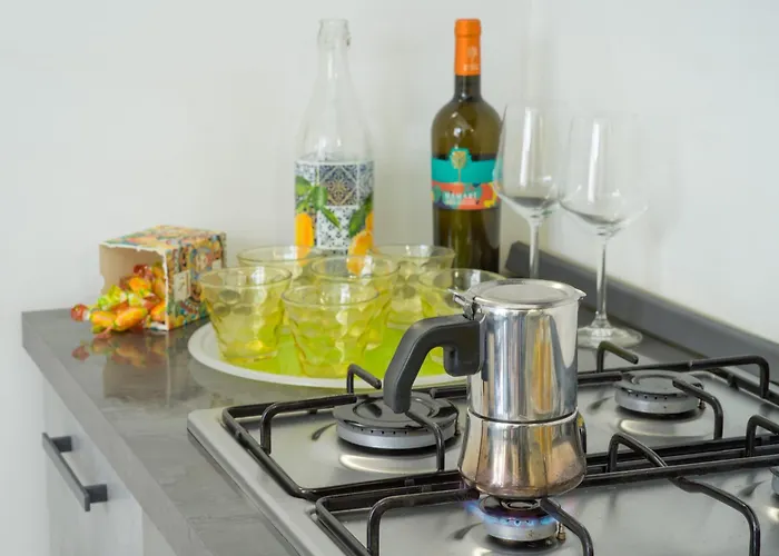 - Casetta Del Pescatore * איסולה דלה פמינה