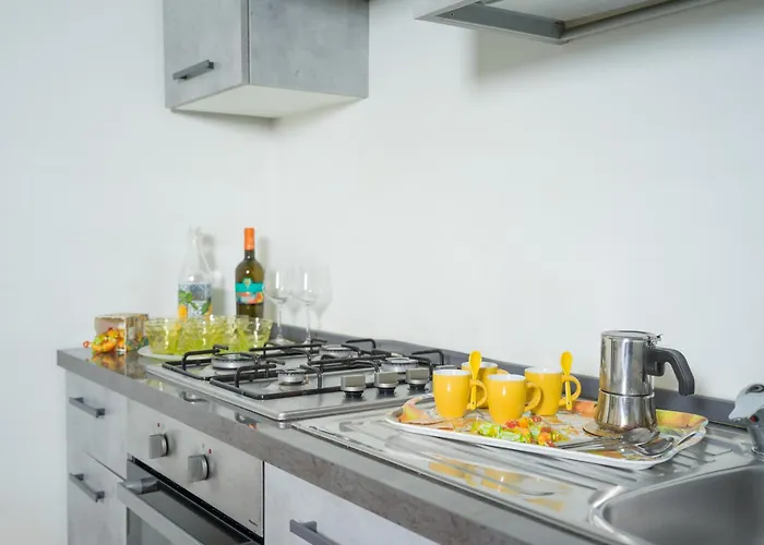 - Casetta Del Pescatore * איסולה דלה פמינה