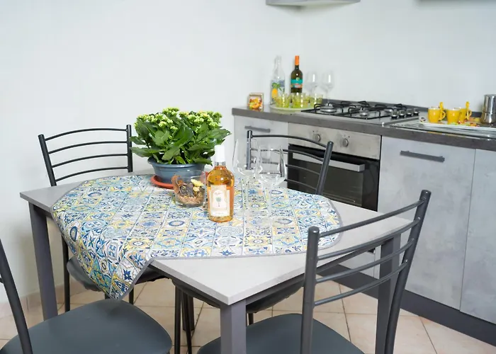 - Casetta Del Pescatore * איסולה דלה פמינה